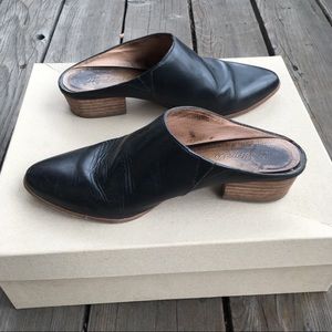 Madewell black leather low heel mules